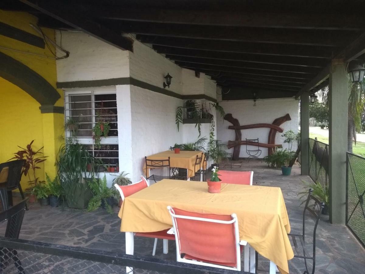 Hosteria Niemanu Paso de la Patria Exterior photo